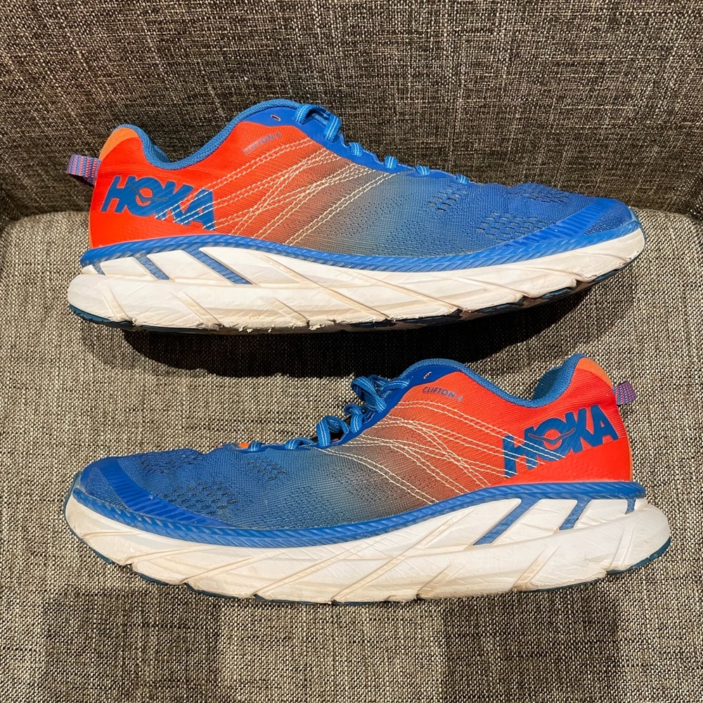 Hoka One One Clifton 6